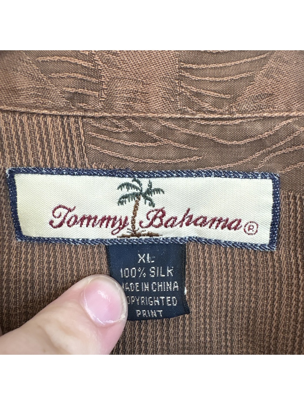 Tommy Bahama 100% Silk Brown Jacquard Palm Leaf Hawaiian Shirt Mens XL - Picture 3 of 4